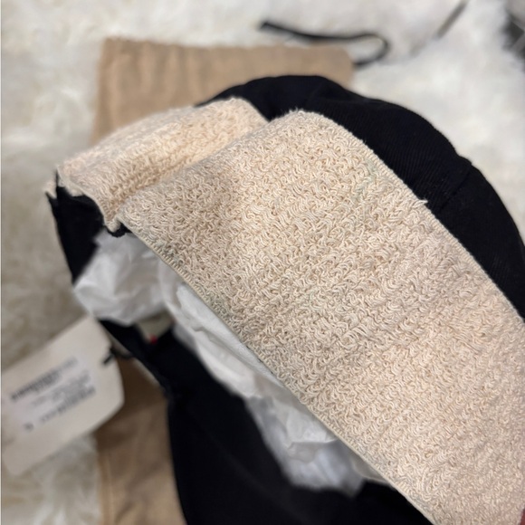 Gucci Black Canvas White Headband Cabardine Hat XL new with stained on the edge - Picture 6 of 9
